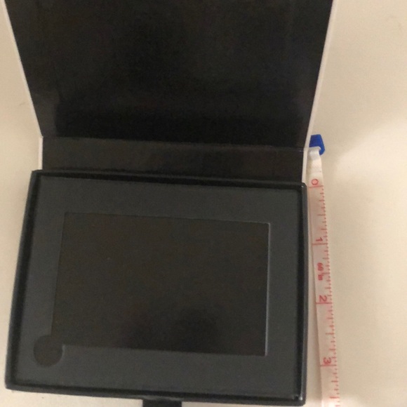 LK Bennett Empty gift card - Picture 7 of 11